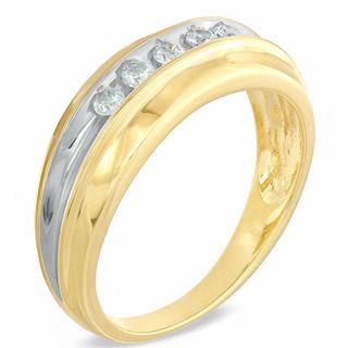 Men's 0.25 CT. T.W. Diamond Five Stone Wedding Band in 10K Gold|Peoples Jewellers