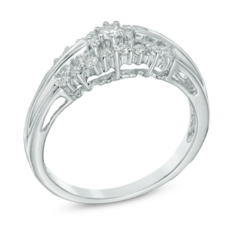 0.25 CT. T.W. Diamond Flower Ring in 10K White Gold|Peoples Jewellers