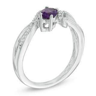 Oval Amethyst and 0.10 CT. T.W. Diamond Split Shank Ring in Sterling Silver|Peoples Jewellers