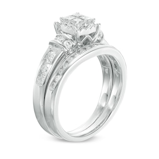 0.95 CT. T.W. Quad Diamond Collar Bridal Set in 14K White Gold|Peoples Jewellers