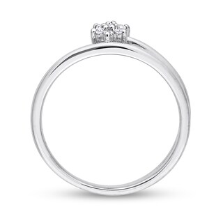 0.07 CT. T.W. Diamond Flower Promise Ring in Sterling Silver|Peoples Jewellers