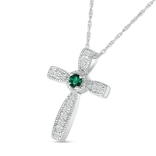 Lab-Created Emerald and White Lab-Created Sapphire Graduated Vintage-Style Cross Pendant in Sterling Silver|Peoples Jewellers