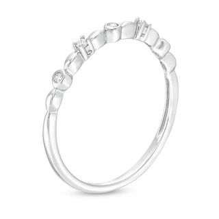 0.05 CT. T.W. Diamond Five Stone Anniversary Band in 10K Gold|Peoples Jewellers