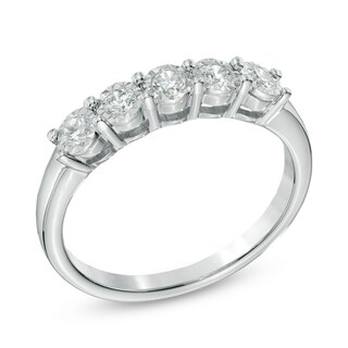 Previously Owned - Ladies' 0.25 CT. T.W. Diamond Five Stone Band in 10K White Gold|Peoples Jewellers