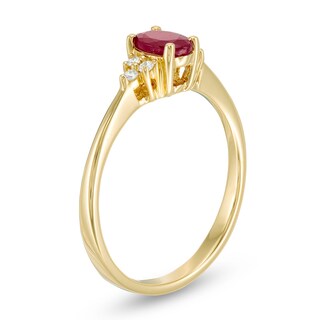 Previously Owned - Oval Ruby and Diamond Accent Tri-Sides Ring in 10K Gold|Peoples Jewellers