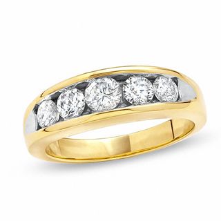 Ladies' 1.00 CT. T.W. Diamond Graduated Five Stone Wedding Band in 14K Gold