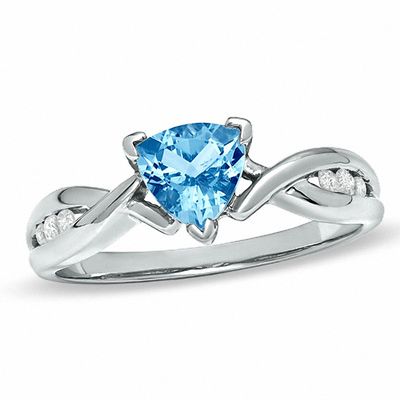 Aquamarine and Diamond Ring in 10K White Gold