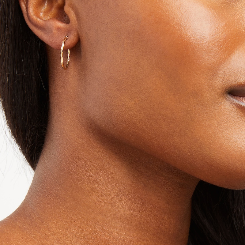 18mm Twist Hoop Earrings in 14K Gold|Peoples Jewellers