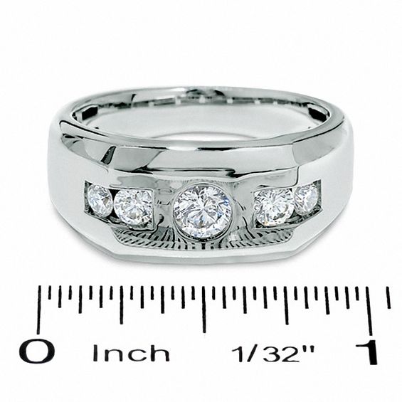 Men's 1.00 CT. T.W. Diamond Five Stone Band in 14K White Gold