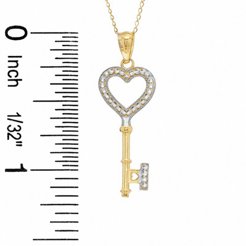 Heart Key Pendant in 14K Gold - 17"