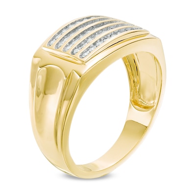 Men's 0.25 CT. T.W. Diamond Band in 10K Gold