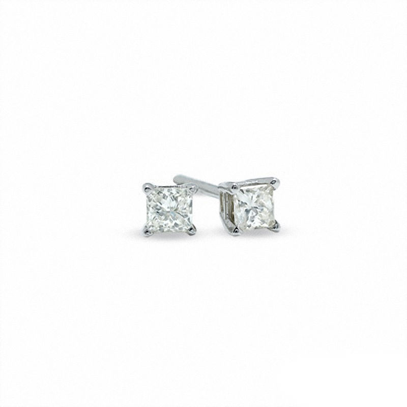 0 10 CT T W Canadian Certified Princess Cut Diamond Solitaire Stud   V 18106393 0 800 