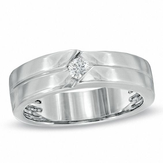 Men's 0.15 CT. Diamond Solitaire Anniversary Band in 14K White Gold