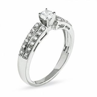 0.25 CT. T.W. Diamond Split Shank Promise Ring in 10K White Gold