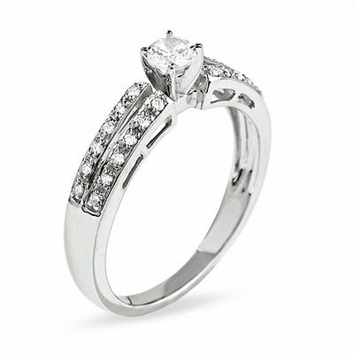 0.25 CT. T.W. Diamond Split Shank Promise Ring in 10K White Gold