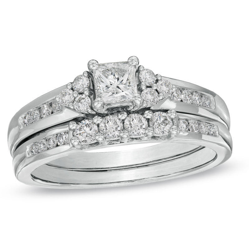 Main Image 1 of 0.75 CT. T.W. Diamond Bridal Set in 14K White Gold