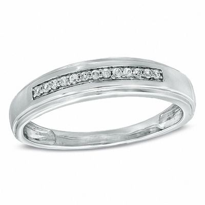 Men's CT. T.W. Diamond Wedding Band in 10K White Gold