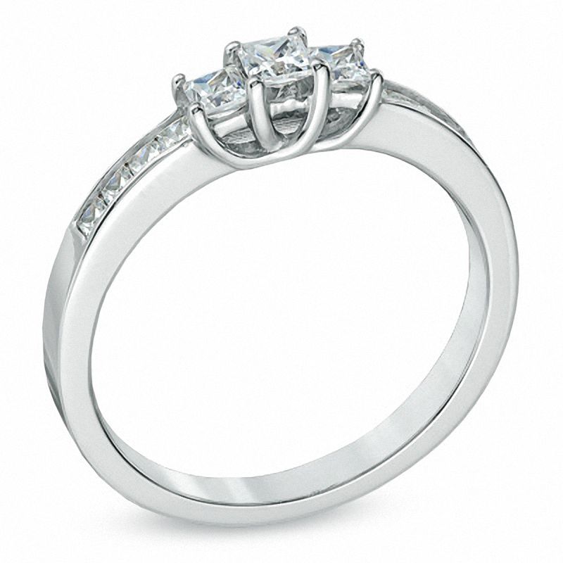 1.00 CT. T.W. Princess-Cut Diamond Three Stone Engagement Ring in 10K White Gold|Peoples Jewellers