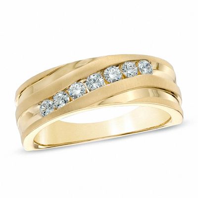 Men's CT. T.W. Diamond Wedding Band in 10K Gold