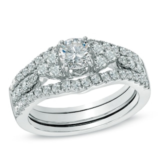 1.30 CT. T.W. Diamond Bridal Set in 14K White Gold