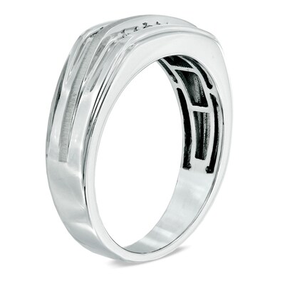 Men's 0.10 CT. T.W. Diamond Double Row Band in 10K White Gold