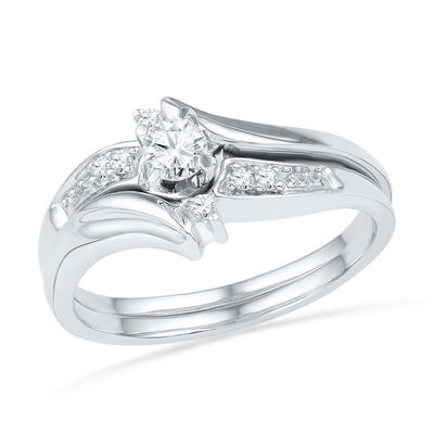 0.25 CT. T.W. Diamond Bypass Bridal Set in 10K White Gold