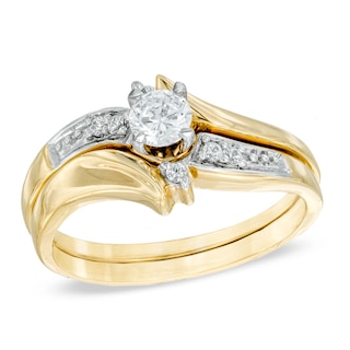 0.25 CT. T.W. Diamond Slant Bridal Set in 10K Gold