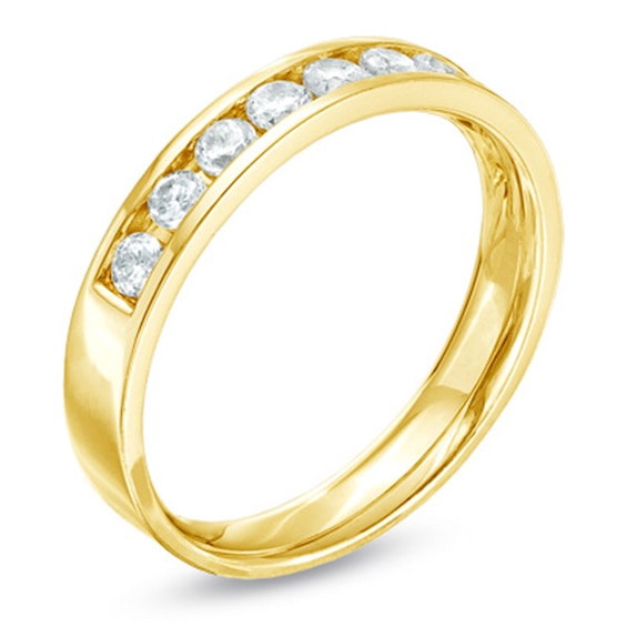 0.33 CT. T.W. Canadian Certified Diamond Band in 14K Gold (I/I2)