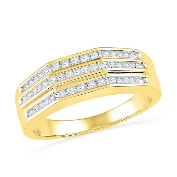 Men's 0.25 CT. T.W. Diamond Wedding Band in 10K Gold