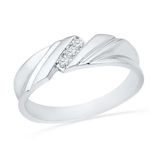 Men's 0.16 CT. T.W. Diamond Slant Ring in 10K White Gold