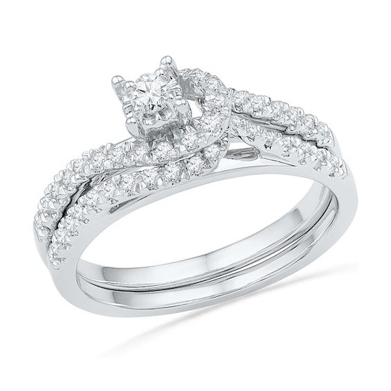 0.33 CT. T.W. Diamond Knot Bridal Set in 10K White Gold