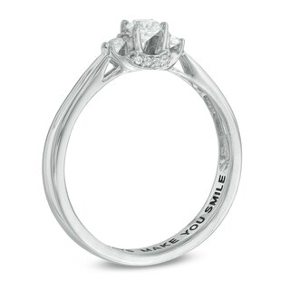 1/4 CT. T.W. Diamond Promise Ring in 10K White Gold (28 Characters)