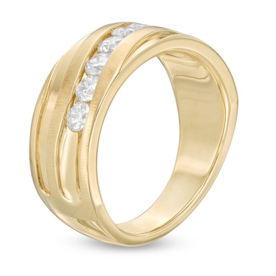 Men's 1.00 CT. T.W. Diamond Seven Stone Slanted Anniversary Band in 10K Gold