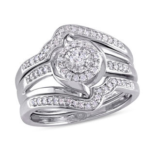 Why Are There 3 Rings In A Wedding Set? - JewelersConnect