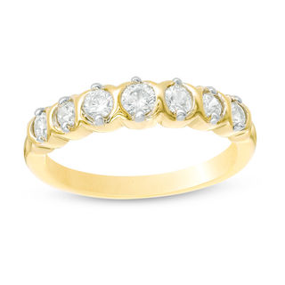 0.45 CT. T.W. Diamond Seven Stone Wedding Band in 10K Gold