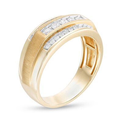 Men's CT. T.W. Diamond Triple Row Ring in 10K Gold