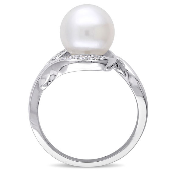 9.0-9.5mm Freshwater Cultured Pearl and 0.07 CT. T.W. Diamond Loop Ring in 10K White Gold