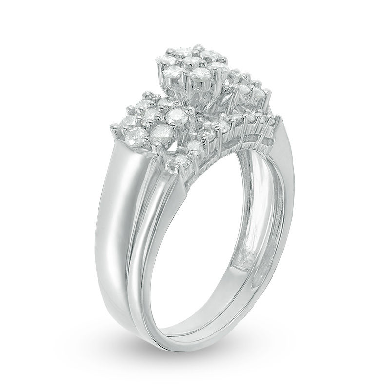 0.58 CT. T.W. Multi-Diamond Three Stone Bridal Set in 10K White Gold|Peoples Jewellers