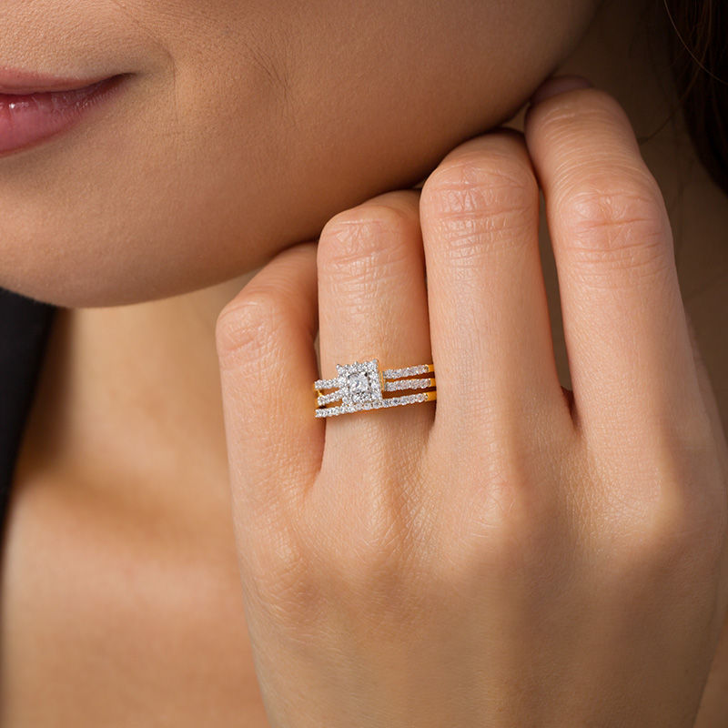0.46 CT. T.W. Princess-Cut Diamond Frame Bridal Set in 10K Gold|Peoples Jewellers