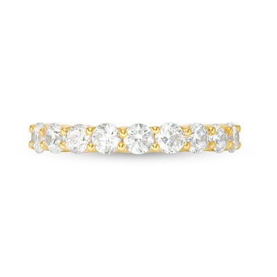 0.95 CT. T.W. Diamond Wedding Band in 10K Gold