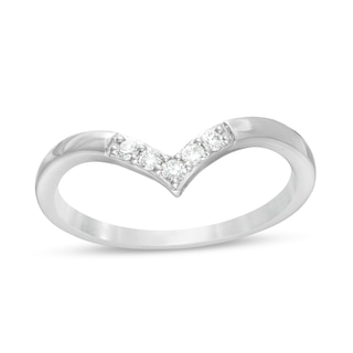 0.085 CT. T.W. Diamond Five Stone Chevron Anniversary Band in 10K Gold