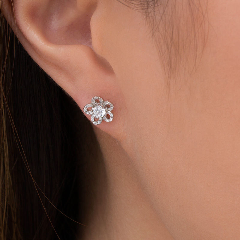 0.40 CT. T.W. Diamond Flower Stud Earrings in 10K White Gold|Peoples Jewellers