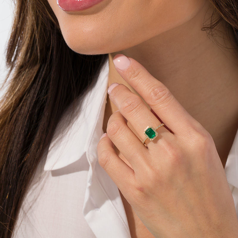 Peoples hot sale emerald ring