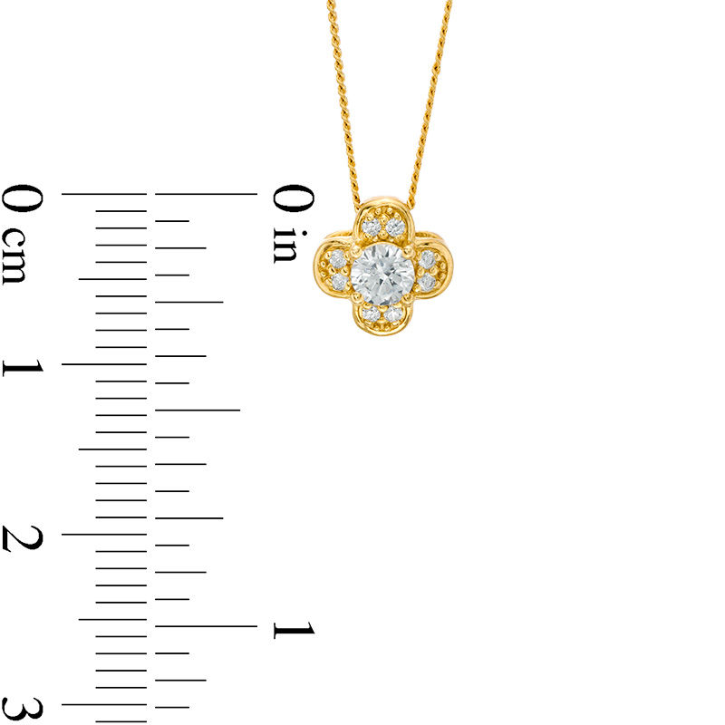 0.25 CT. T.W. Certified Canadian Diamond Clover Pendant in 10K Gold (I/I2)