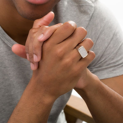 EFFY™ Collection Men's 0.26 CT. T.W. Diamond Beaded Frame Signet Ring in Sterling Silver and 14K Gold