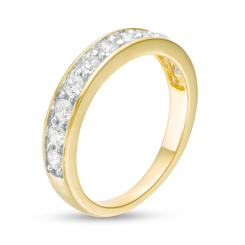 0.75 CT. T.W. Diamond Anniversary Band in 10K Gold