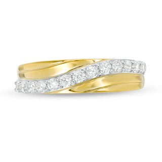 CT. T.W. Diamond Wavy Crossover Anniversary Band in 10K Gold