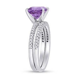 8.0mm Cushion-Cut Amethyst and 0.23 CT. T.W. Diamond Bridal Set in 14K White Gold