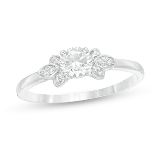 0.37 CT. T.W. Diamond Petal Tri-Sides Engagement Ring in 10K Gold