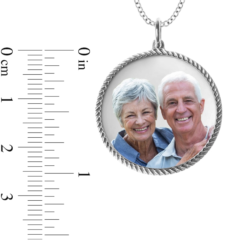 Engravable Photo Rope Frame Circle Pendant in Sterling Silver (1 Image and 3 Lines)|Peoples Jewellers